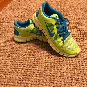 Nike free run lime green excellent condition